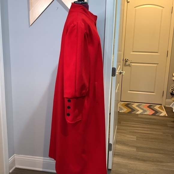 Vintage Lady Suzette women’s long, red peacoat - Picture 6 of 11